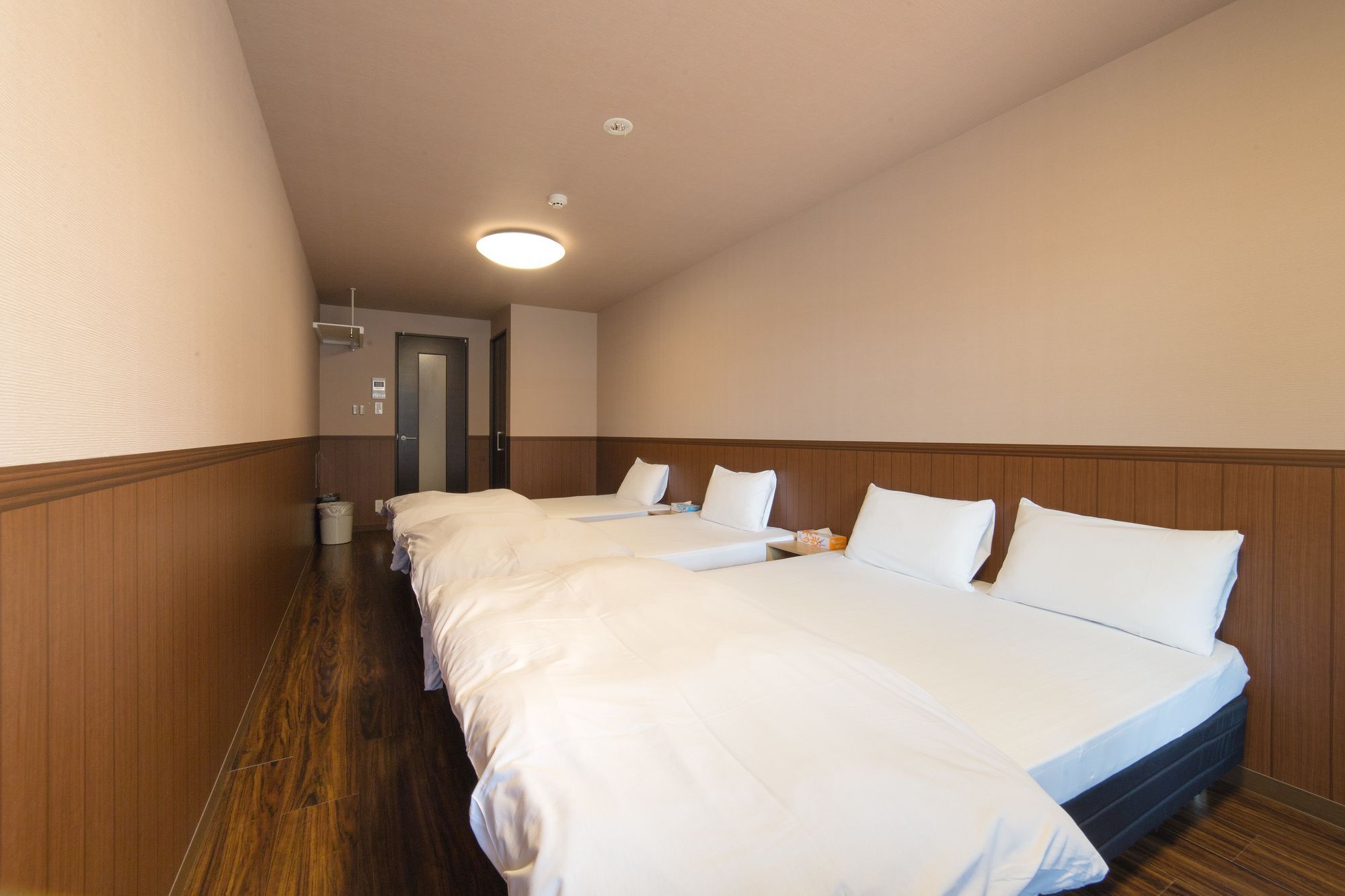 קיוטו East By Root2 Hostel מראה חיצוני תמונה